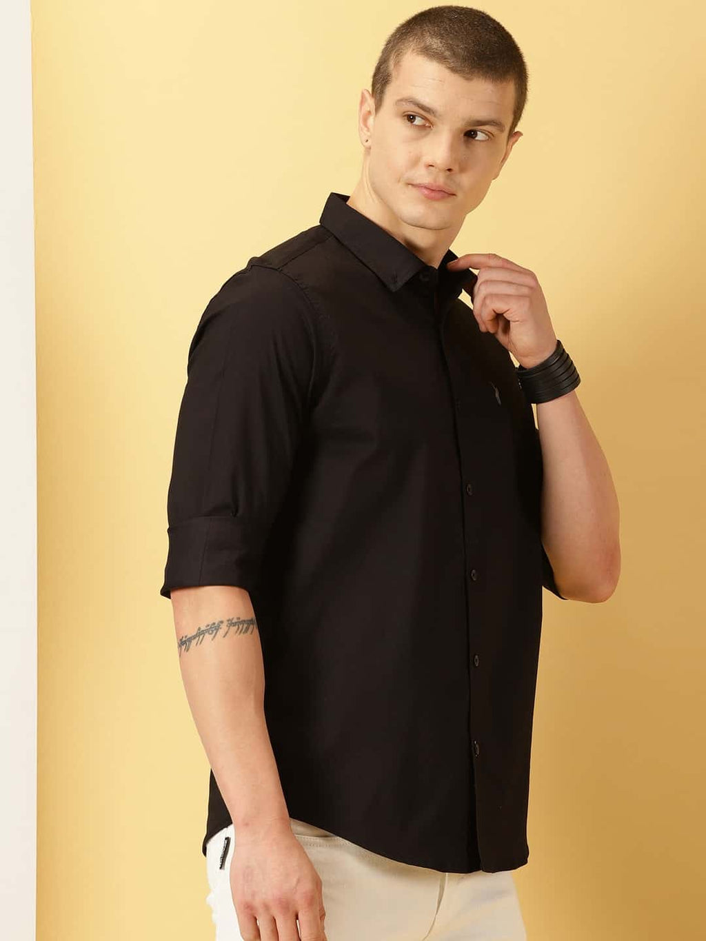 Thomas Scott Men Black Slim Fit Long Sleeves Button-Down Collar Twill Shirt