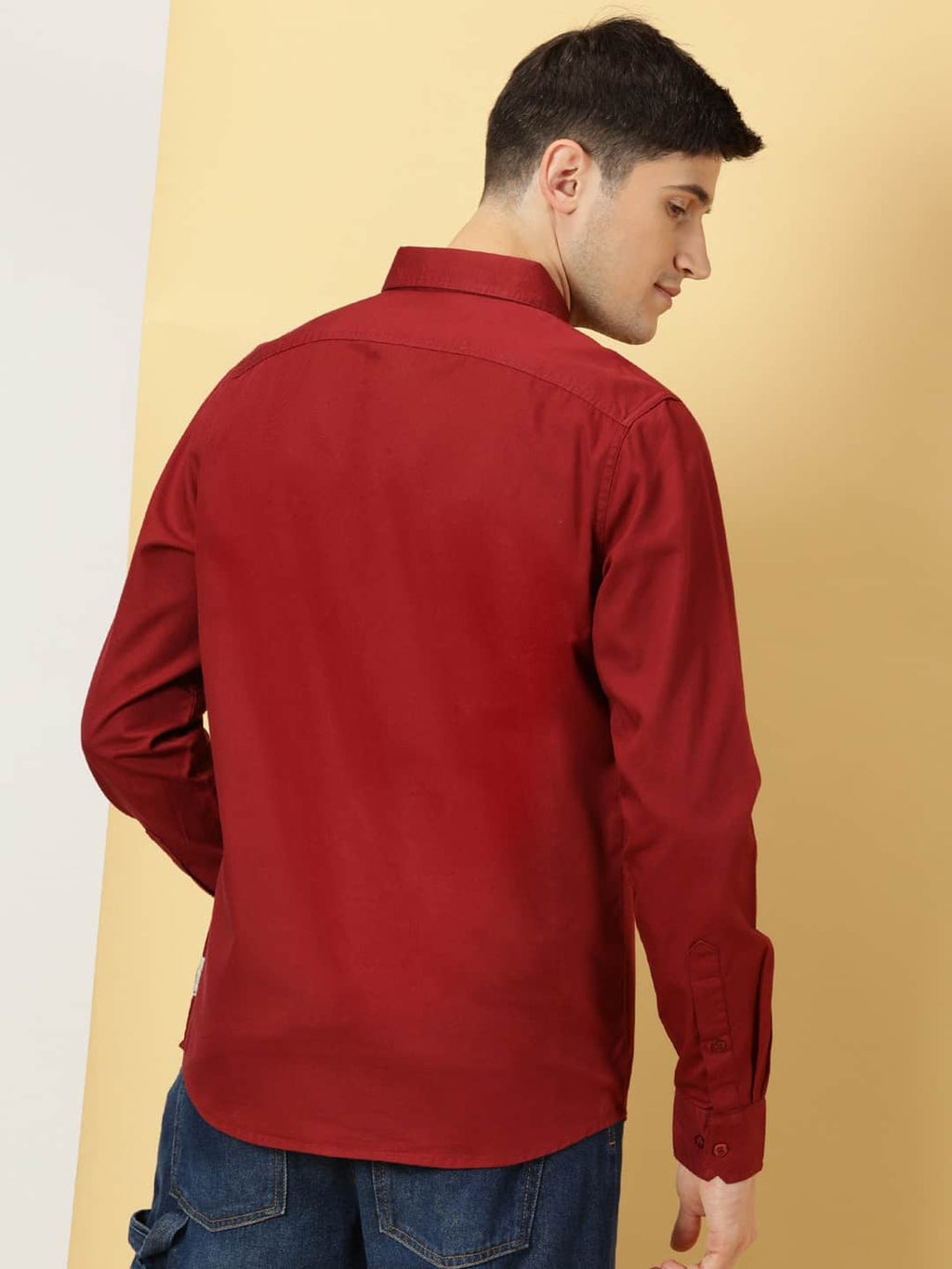 Thomas Scott Men Classic Slim Fit Button Down Collar Twill Weave Casual Shirt