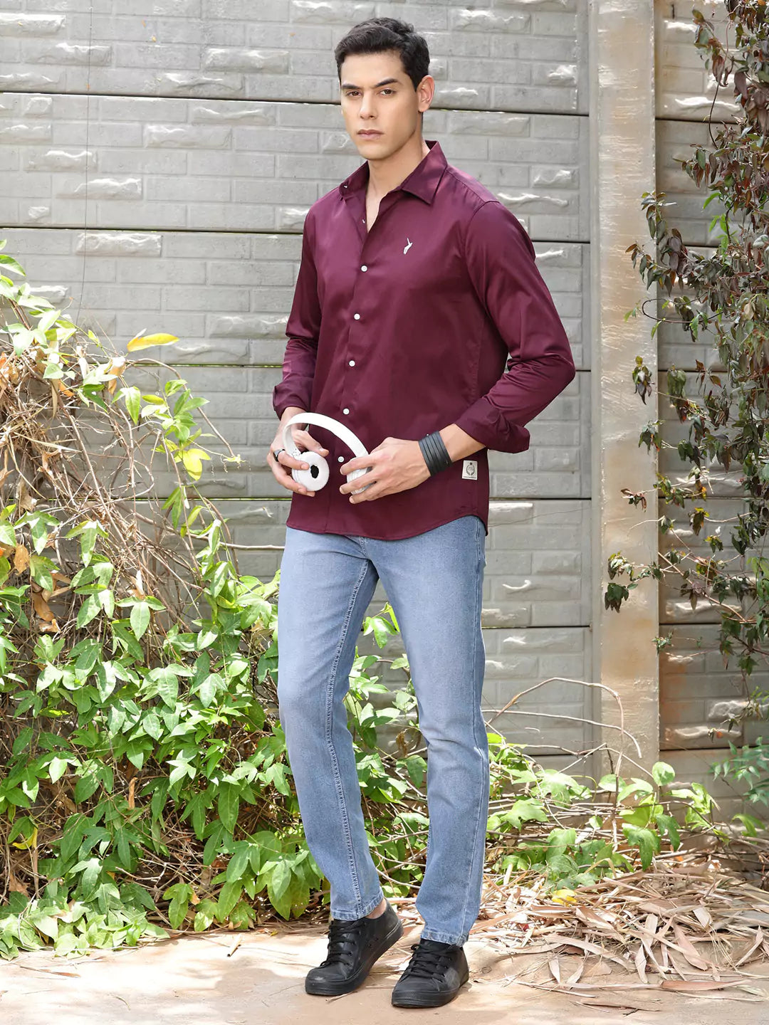 Thomas Scott Men Classic Slim Fit Spread Collar Casual Shirt