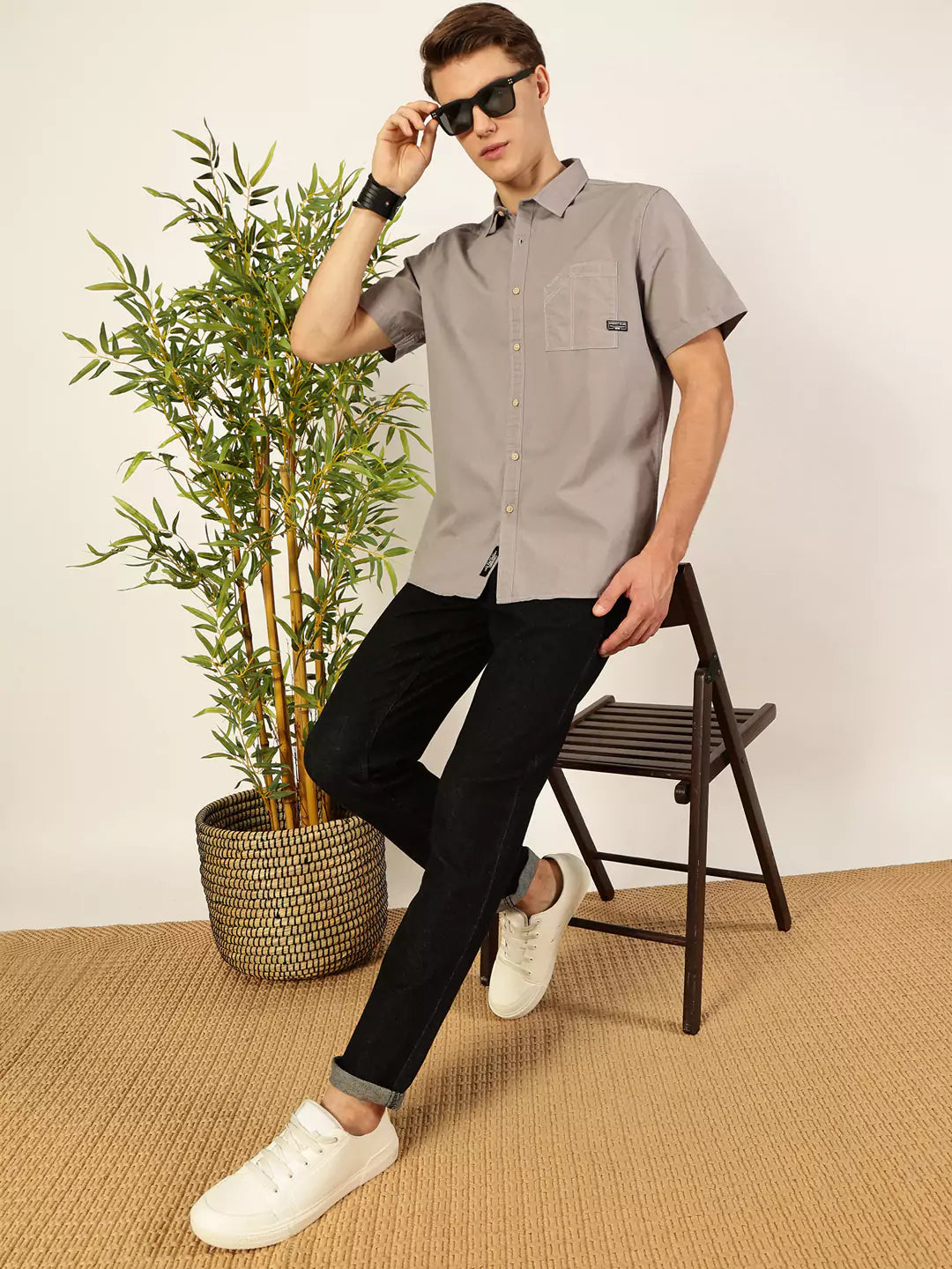 Thomas Scott Men Premium Cutaway Collar Solid Cotton Slim Fit Casual Shirt