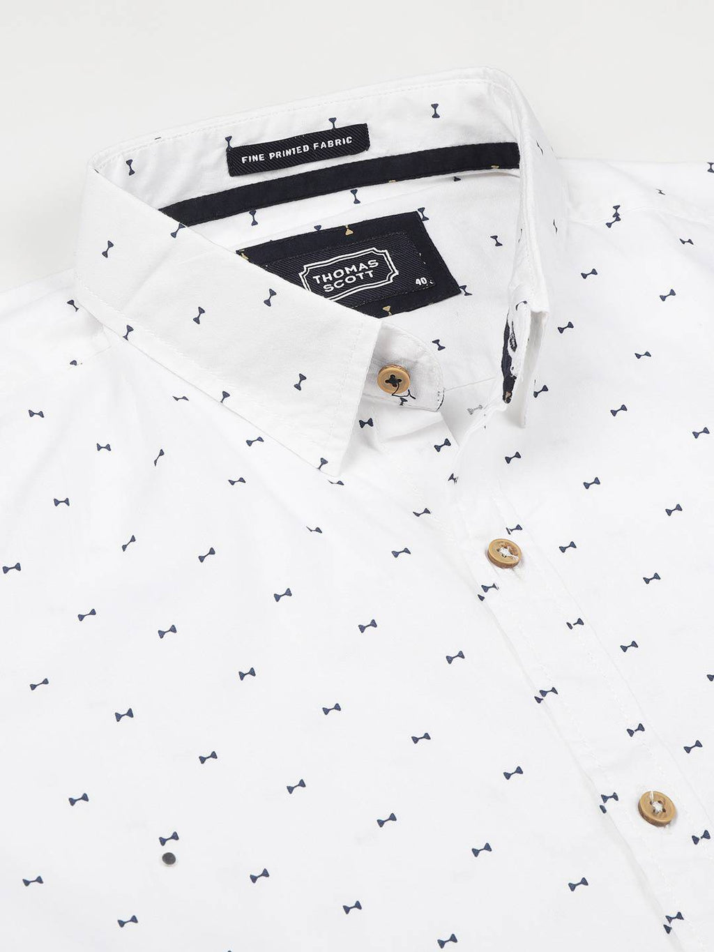Thomas Scott Men White & Blue Slim Fit Printed Pure Cotton Casual Sustainable Shirt