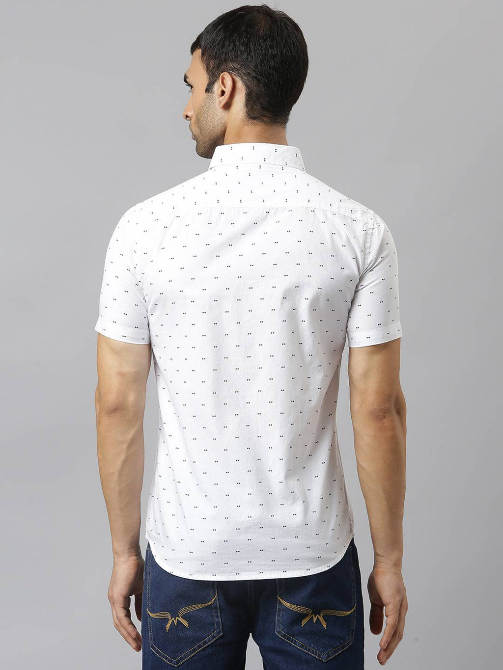Thomas Scott Men White & Blue Slim Fit Printed Pure Cotton Casual Sustainable Shirt