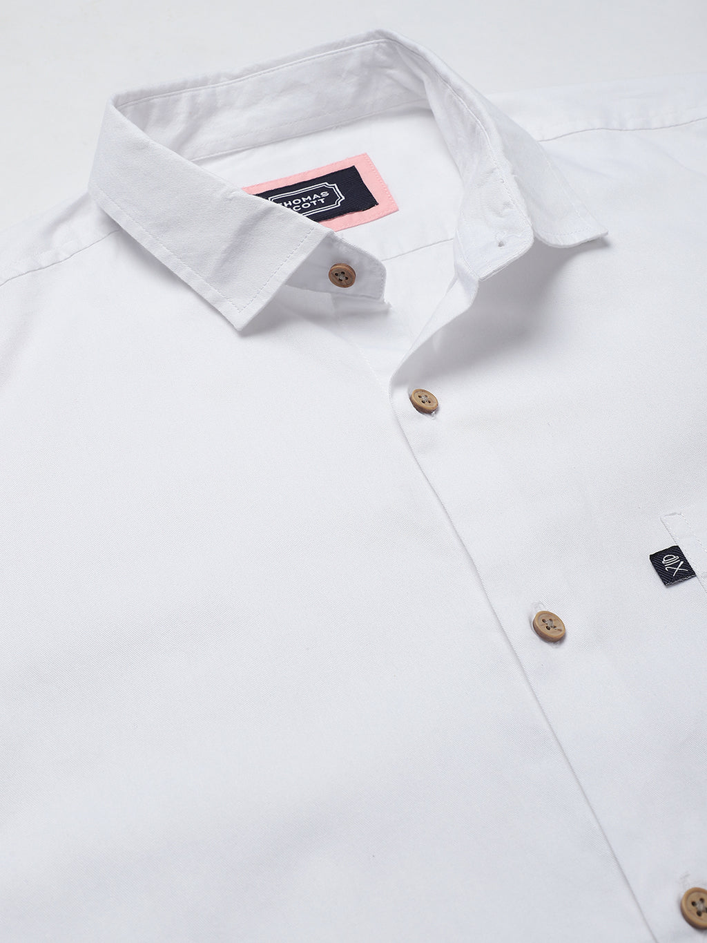 Thomas Scott Men White Slim Fit Short Sleeves Spread Collar Cotton Casual Shirt