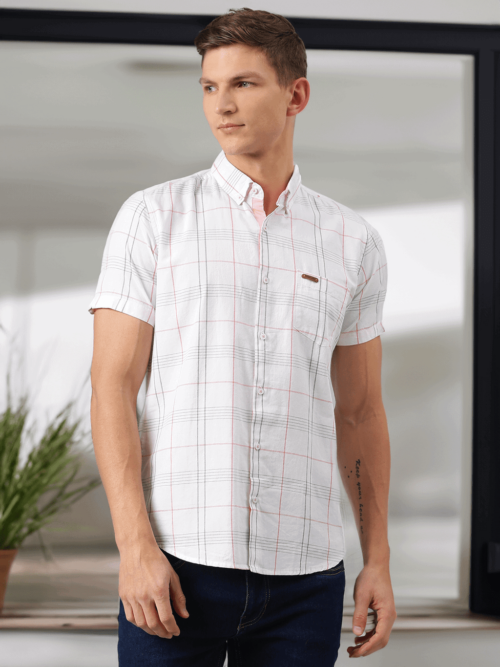 Thomas Scott Men White Slim Fit Checked Casual Sustainable Shirt