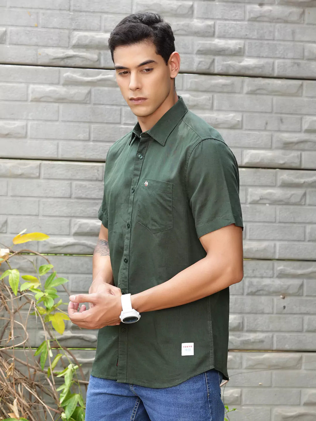 Thomas Scott Men Solid Classic Slim Fit Cotton Linen Faded Opaque Casual Shirt