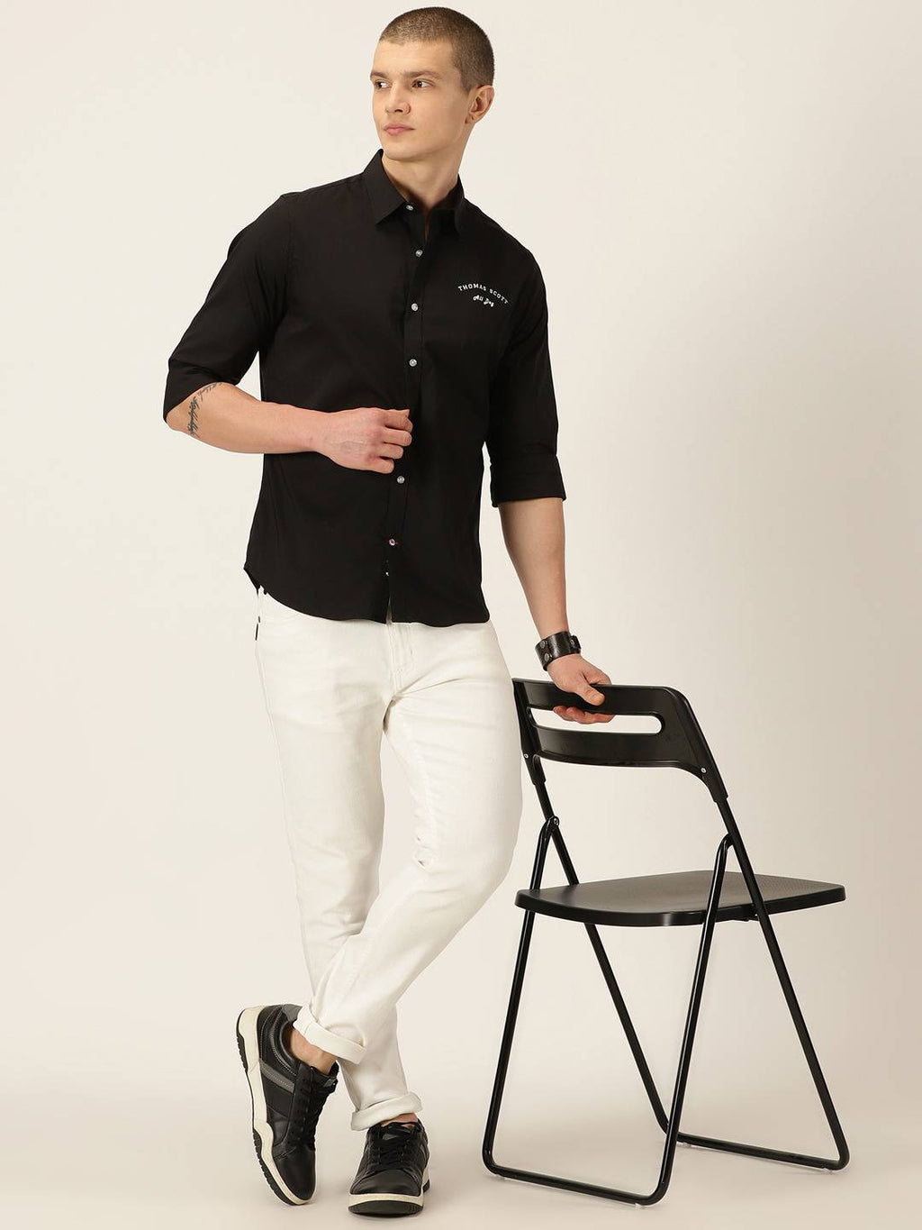 Thomas Scott Men Classic Slim Fit Spread Collar Long Sleeve Casual Shirt