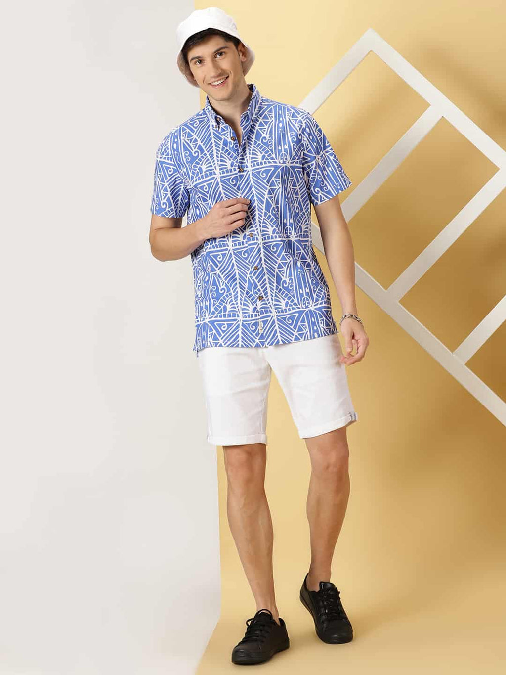 Thomas Scott Men Printed Smart Slim Fit Opaque Casual Shirt
