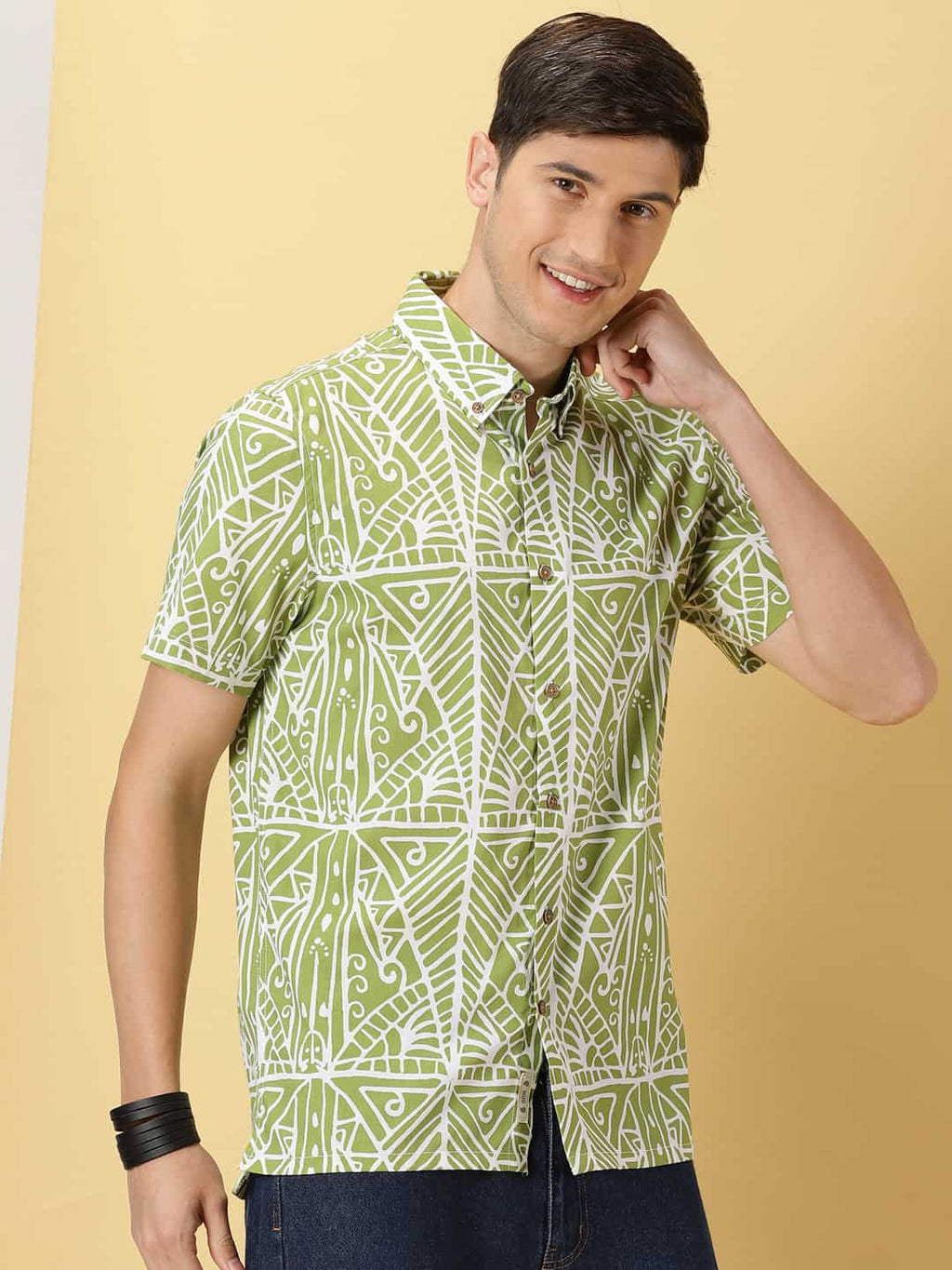 Thomas Scott Men Smart Slim Fit Opaque Printed Casual Shirt