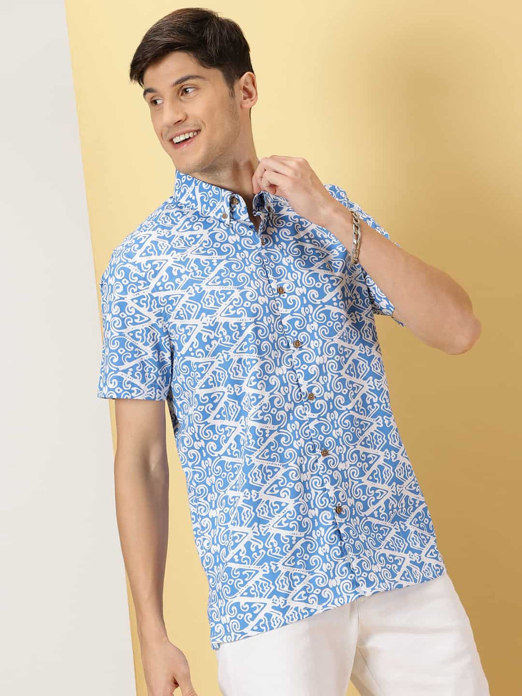 Thomas Scott Men Printed Smart Slim Fit Floral Opaque Casual Shirt