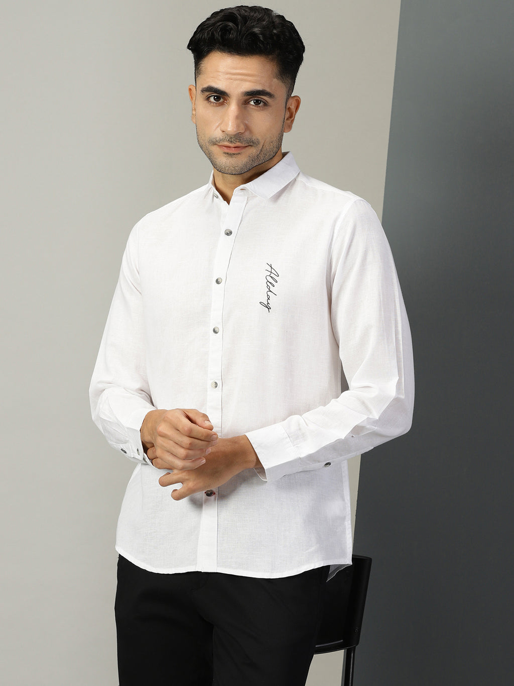 Thomas Scott Men White Classic Regular Fit Long Sleeves Spread Collar Typography Printed Cotton Linen Casual Shirt