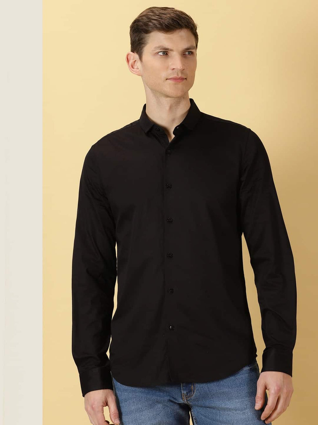 Thomas Scott Men Classic Slim Fit Spread Collar Casual Shirt