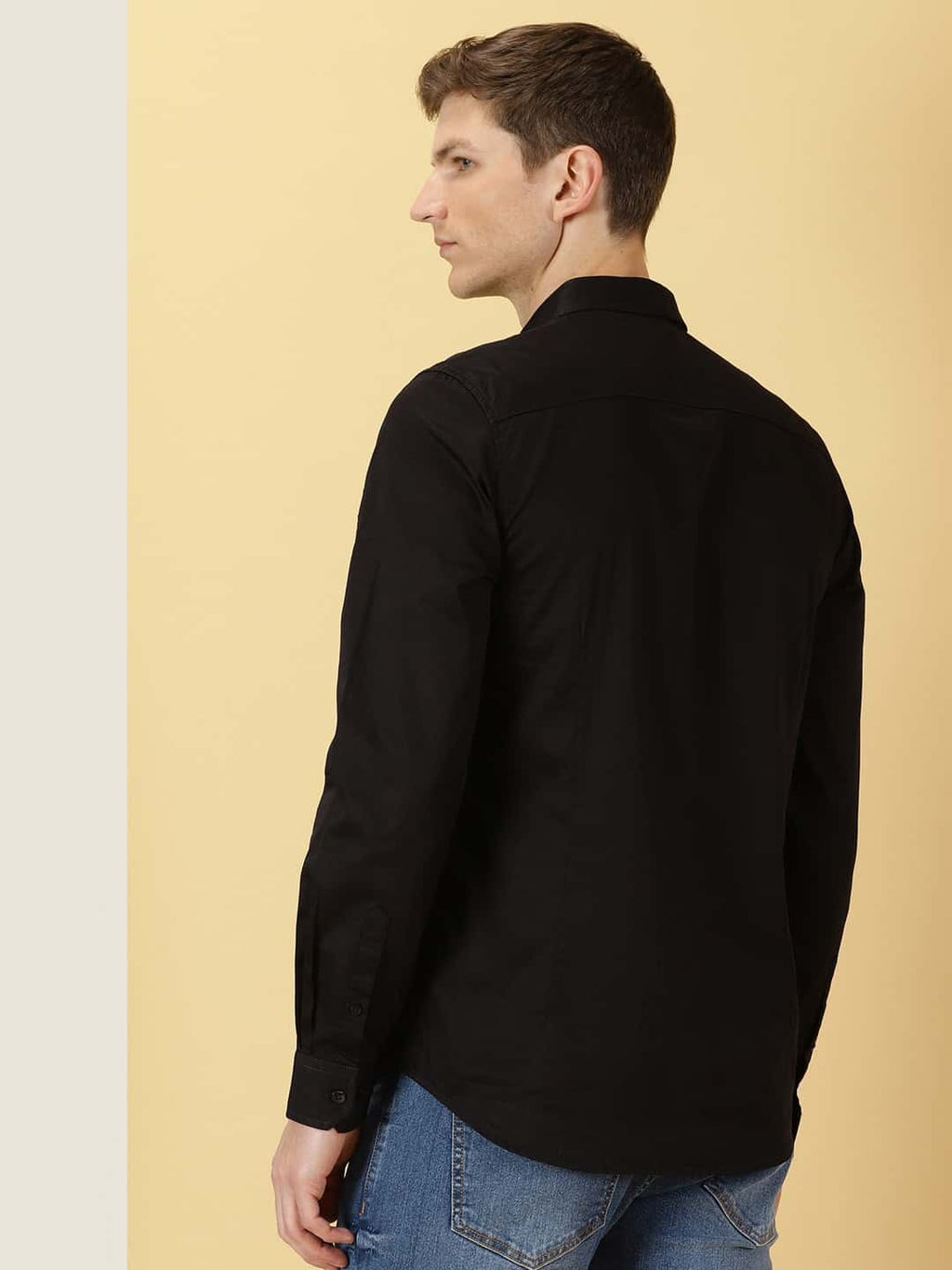 Thomas Scott Men Classic Slim Fit Spread Collar Casual Shirt