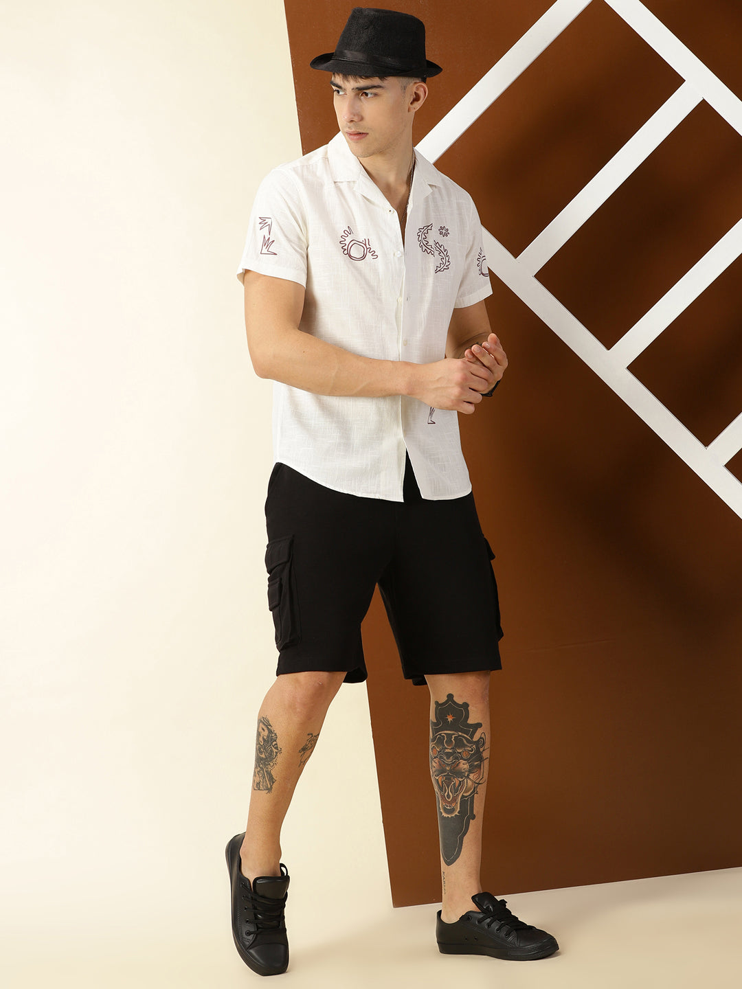 Thomas Scott Men White Premium Short Sleeves Regular Fit Cuban Collar Conversational Printed Cotton Casual Shirt