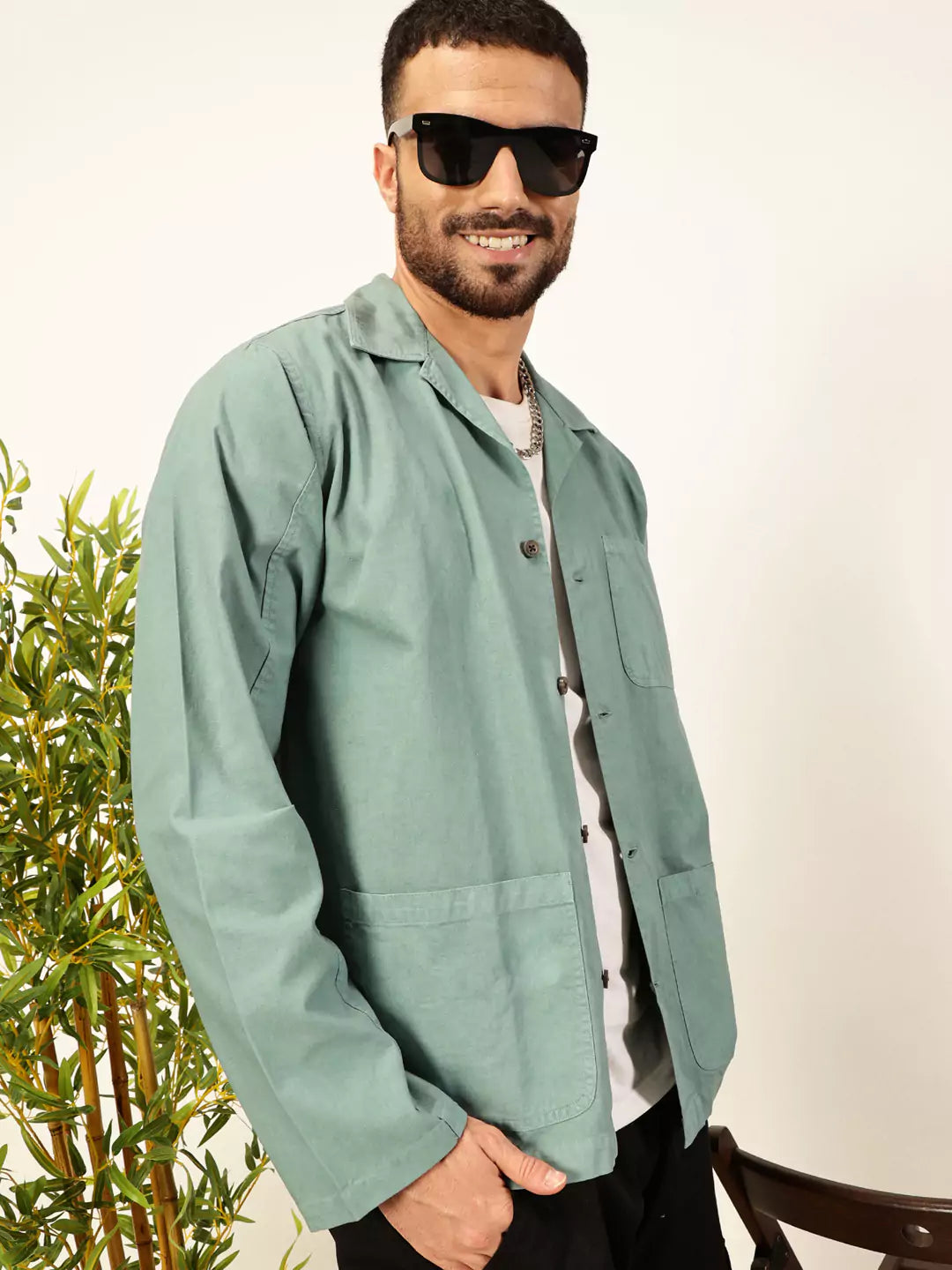 Thomas Scott Men Premium Pocket Detailing Solid Casual Shirt