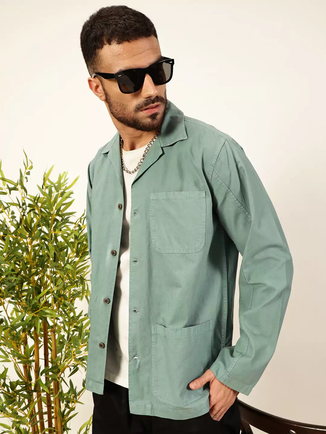 Thomas Scott Men Premium Pocket Detailing Solid Casual Shirt