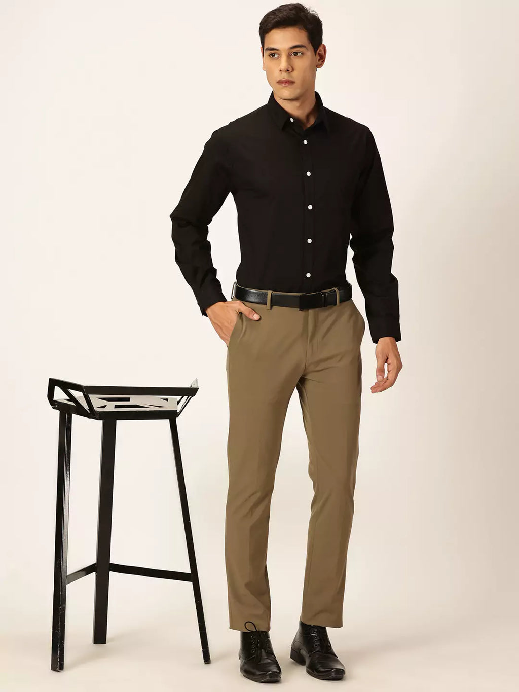 Thomas Scott Men Classic Slim Fit Long Sleeves Spread Collar Cotton Opaque Formal Shirt