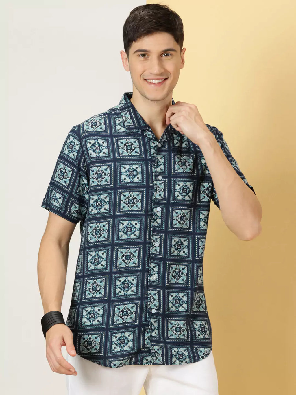 Thomas Scott Men Classic Printed Cuban Collar Short Sleeves Casual Shirt