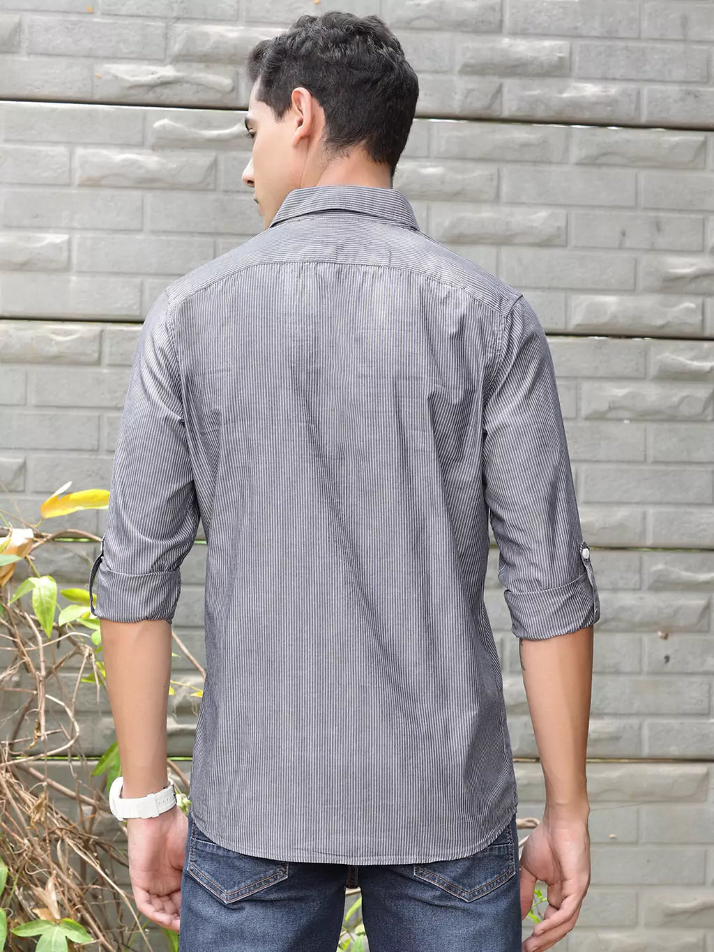 Thomas Scott Men Premium Fit Striped Spread Collar Roll-Up Sleeves Cotton Casual Shirt