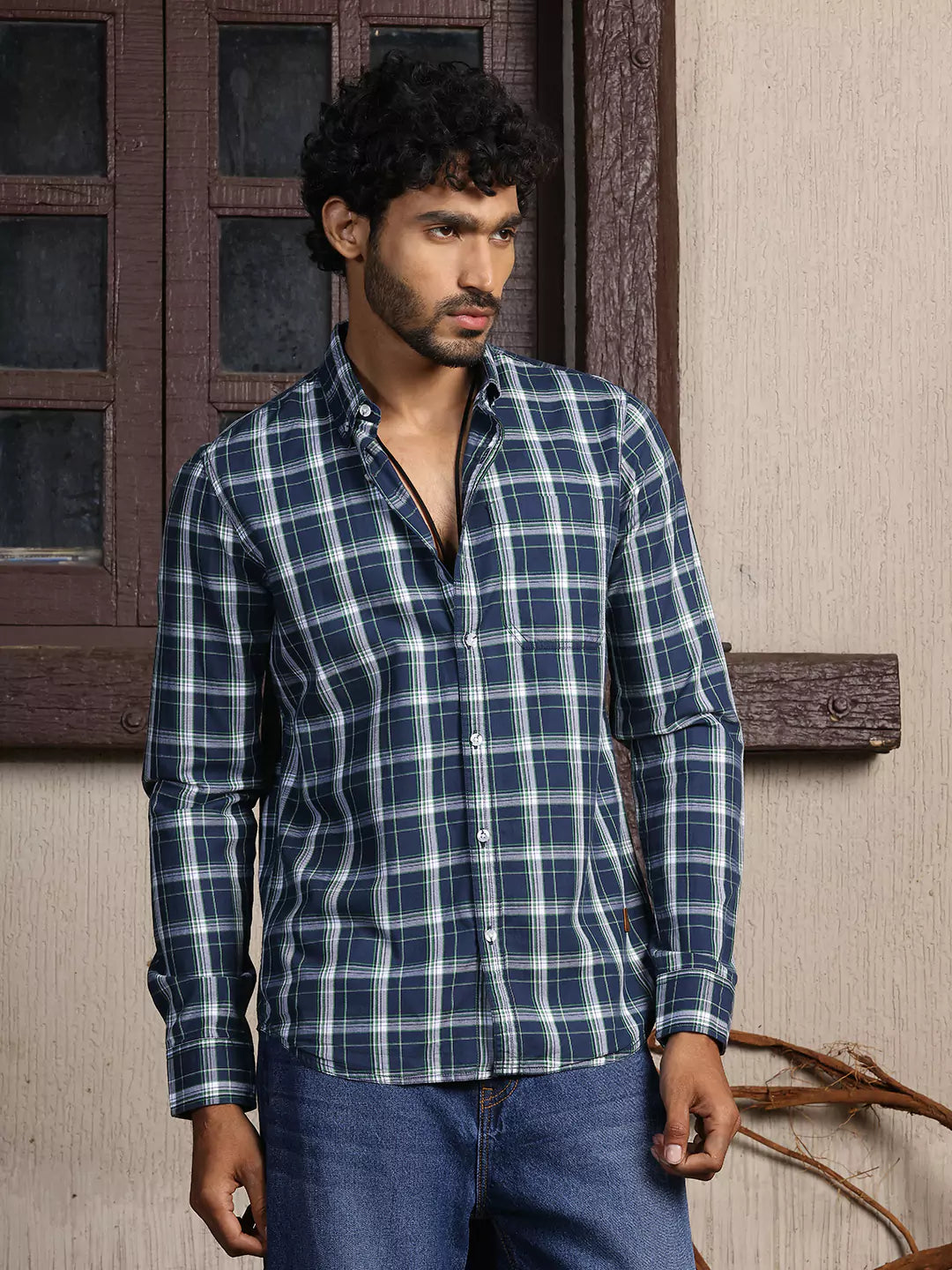 Thomas Scott Men Standard Slim Fit Tartan Checks Pure Cotton Casual Shirt