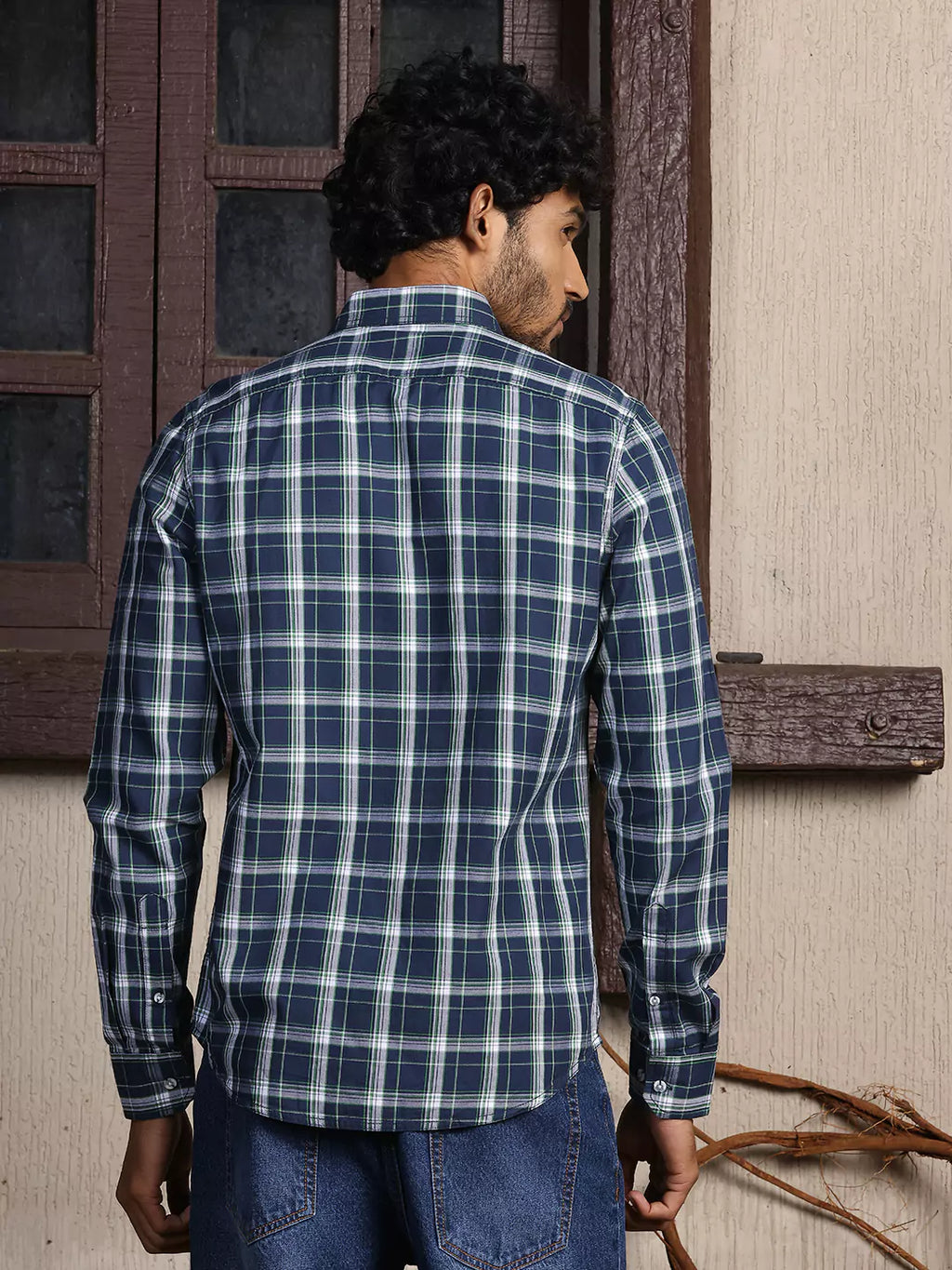 Thomas Scott Men Standard Slim Fit Tartan Checks Pure Cotton Casual Shirt