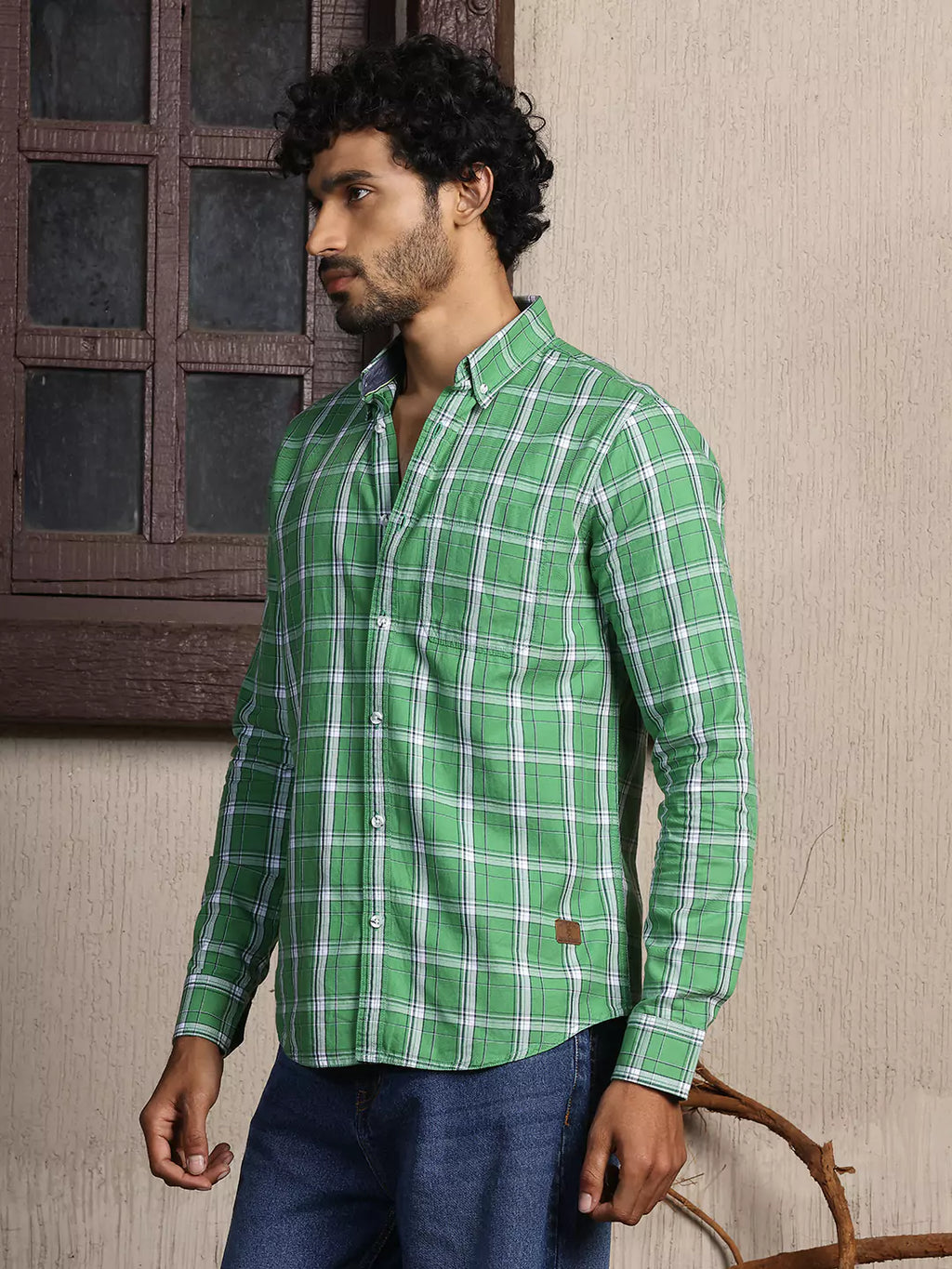 Thomas Scott Men Standard Slim Fit Tartan Checks Pure Cotton Casual Shirt