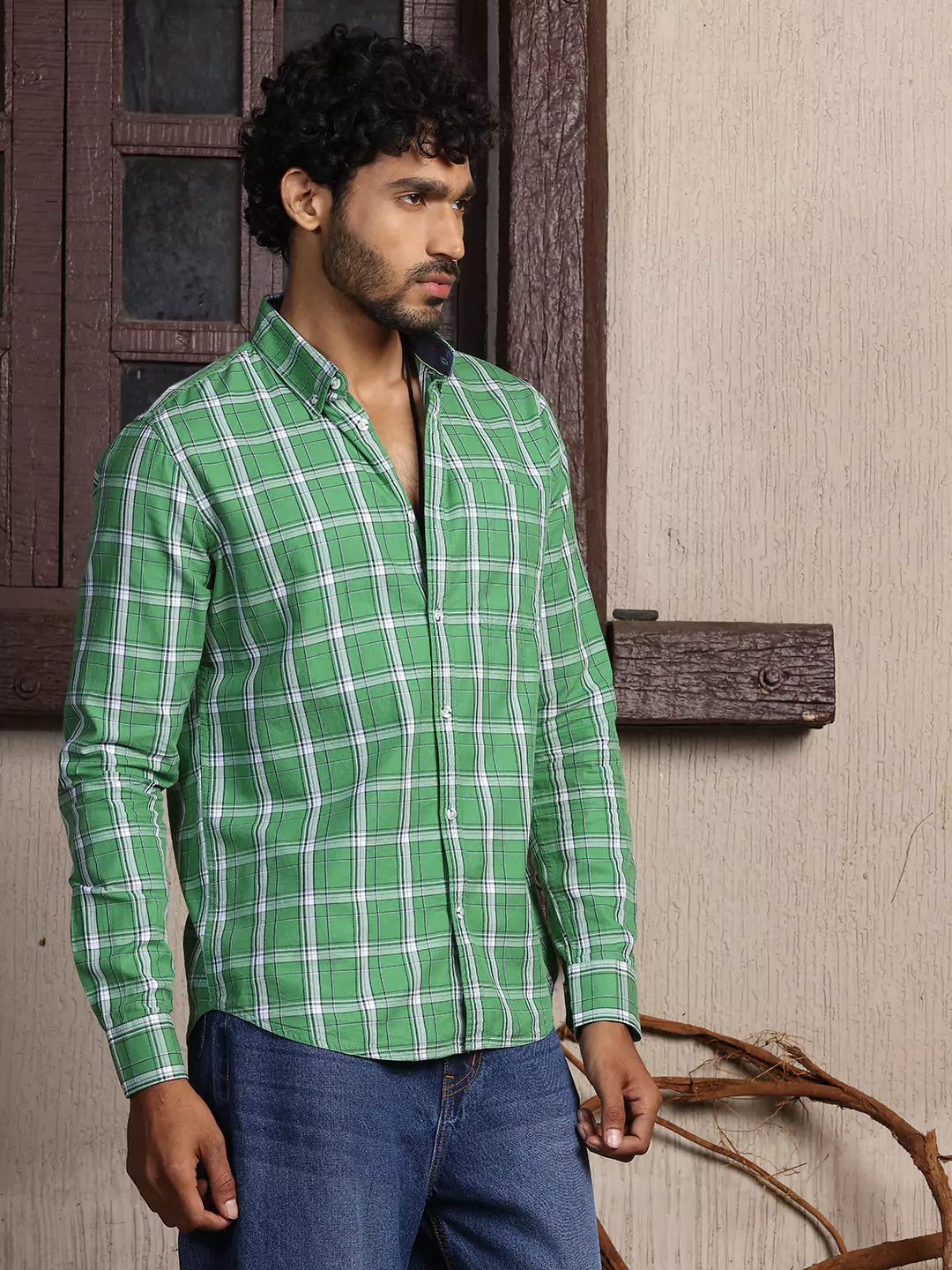 Thomas Scott Men Standard Slim Fit Tartan Checks Pure Cotton Casual Shirt