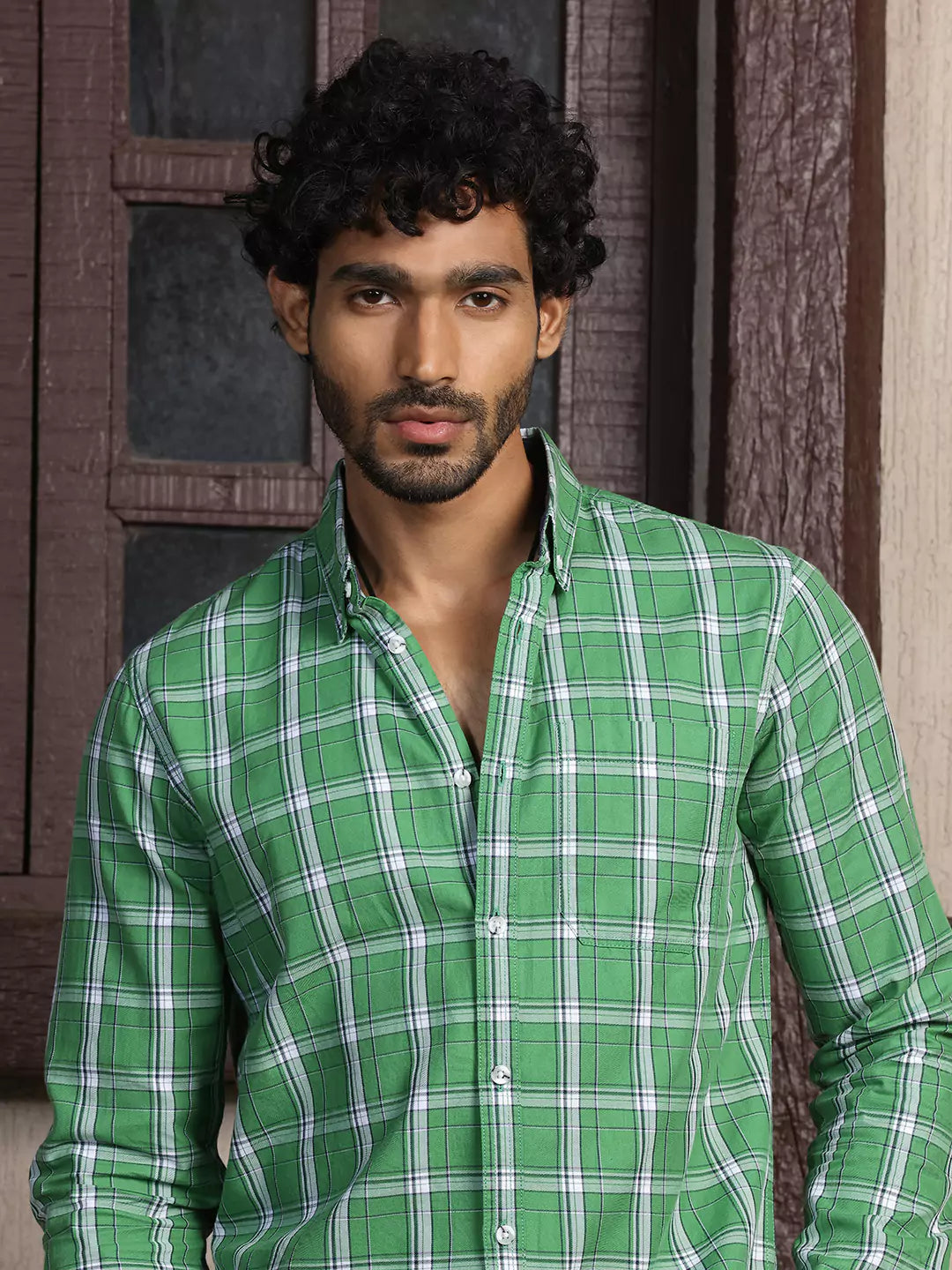 Thomas Scott Men Standard Slim Fit Tartan Checks Pure Cotton Casual Shirt