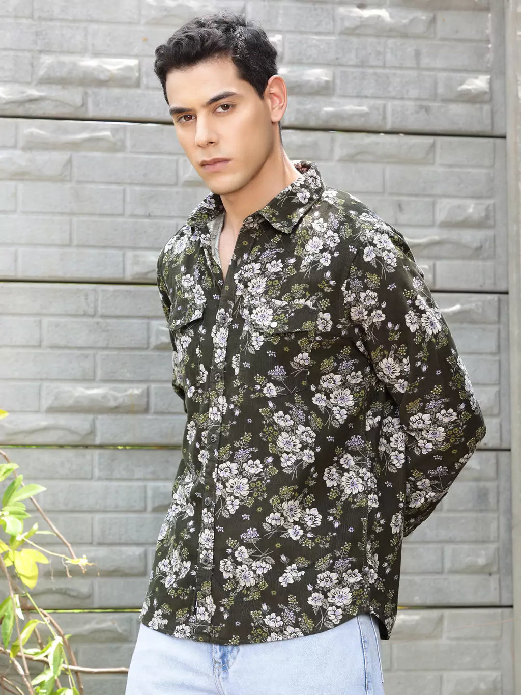 Thomas Scott Men Premium Slim Fit Floral Printed Spread Collar Casual Shirt