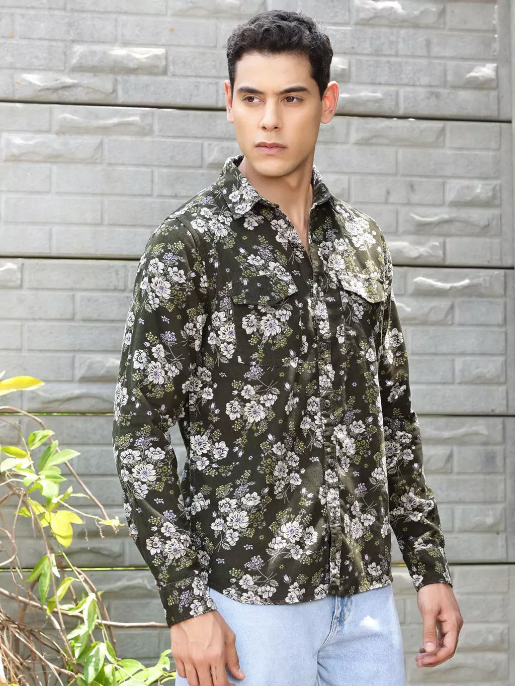 Thomas Scott Men Premium Slim Fit Floral Printed Spread Collar Casual Shirt