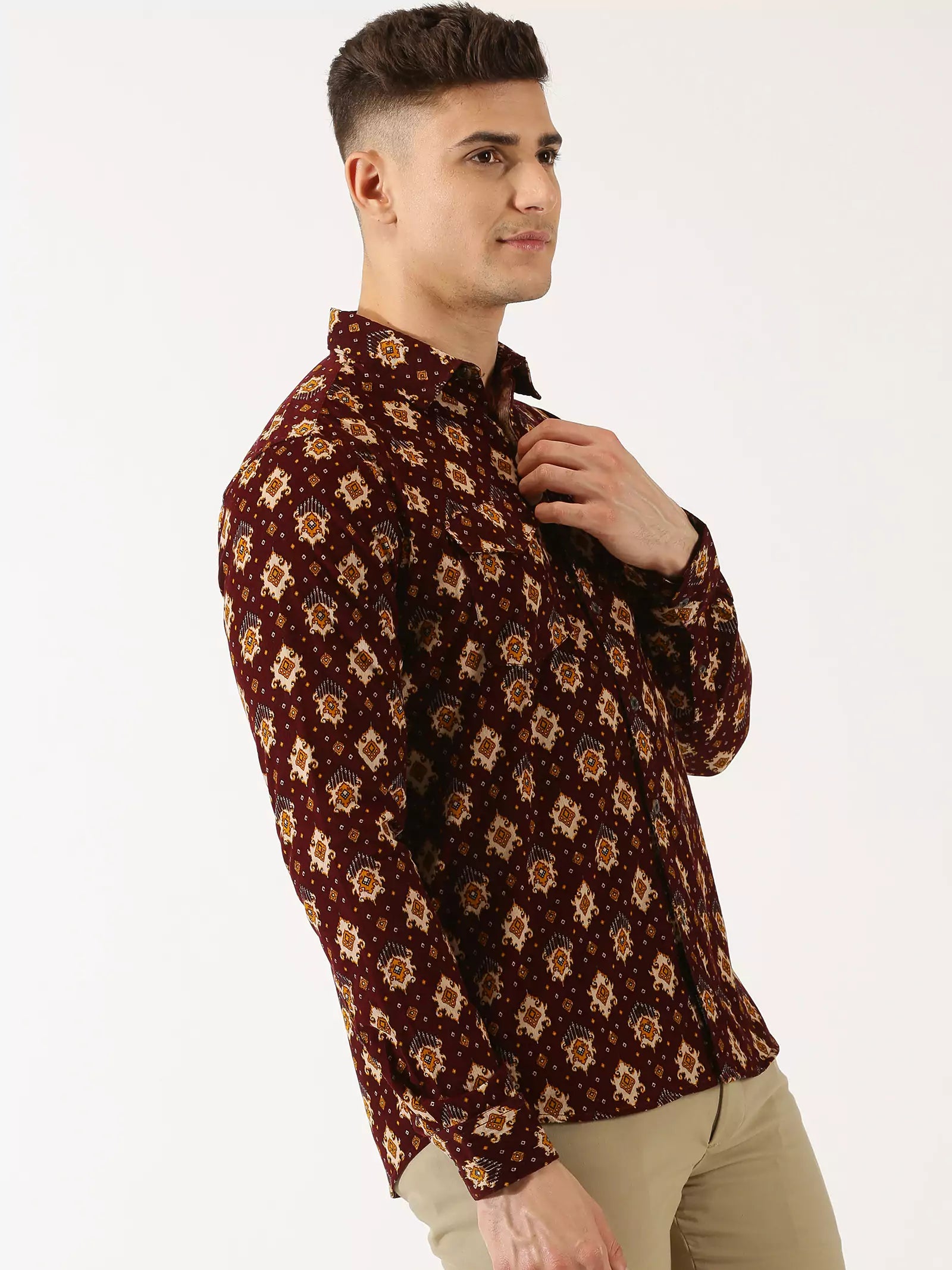 Thomas Scott Men Classic Slim Fit Ethnic Motifs Printed Pure Cotton Corduroy Semiformal Shirt