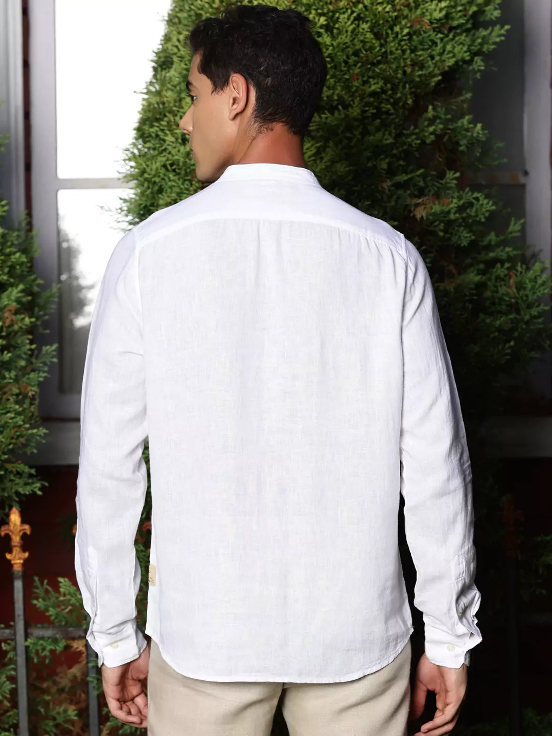 Thomas Scott Men Premium Cotton Linen Slim Fit Opaque Casual Shirt