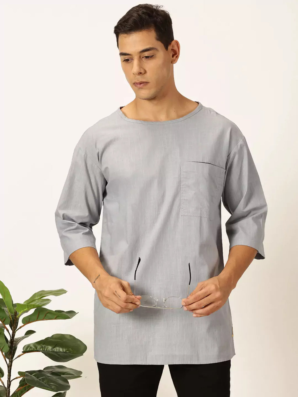 Thomas Scott Men Solid Pure Cotton Boxy T-shirt