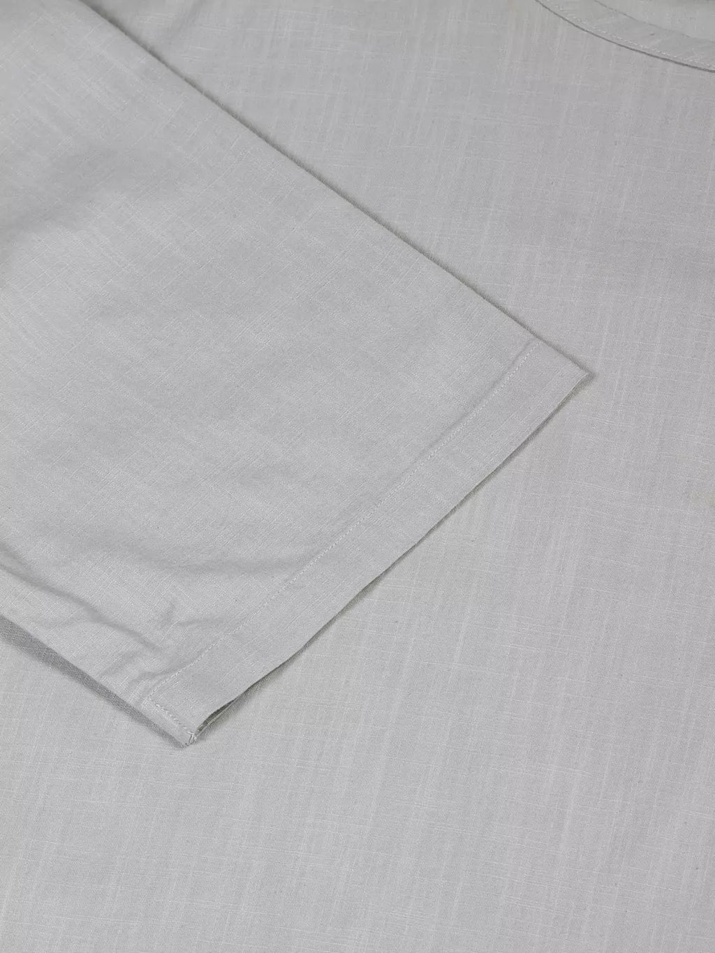 Thomas Scott Men Solid Pure Cotton Boxy T-shirt