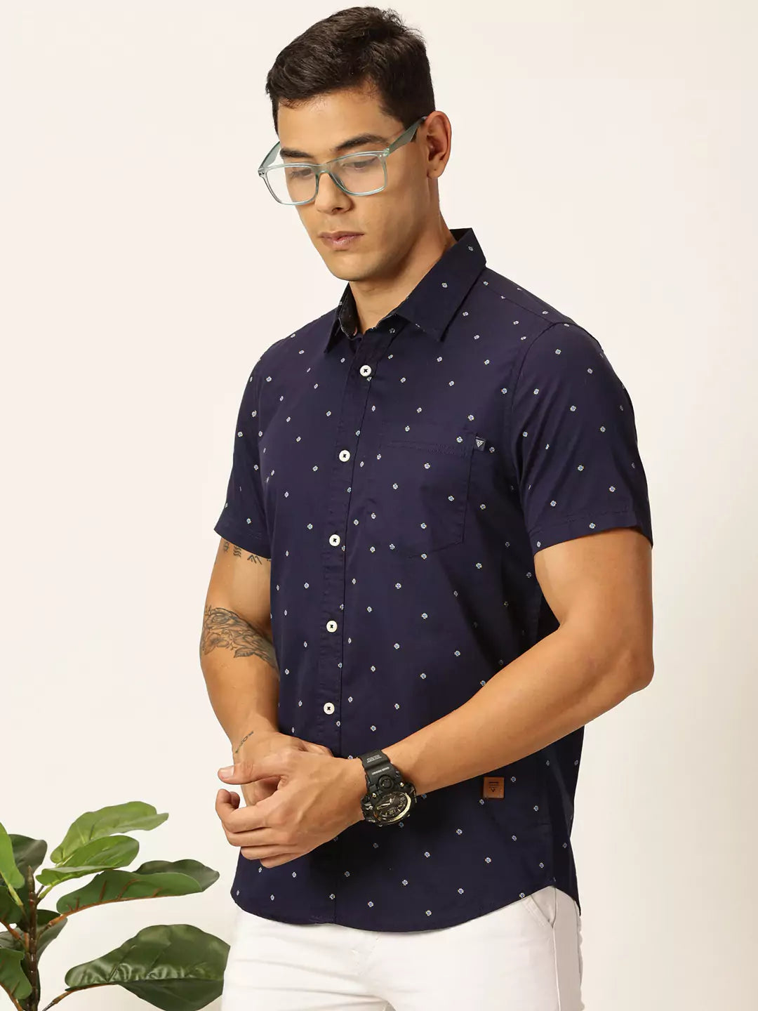 Thomas Scott Men Premium Cutaway Collar Slim Fit Casual Shirt