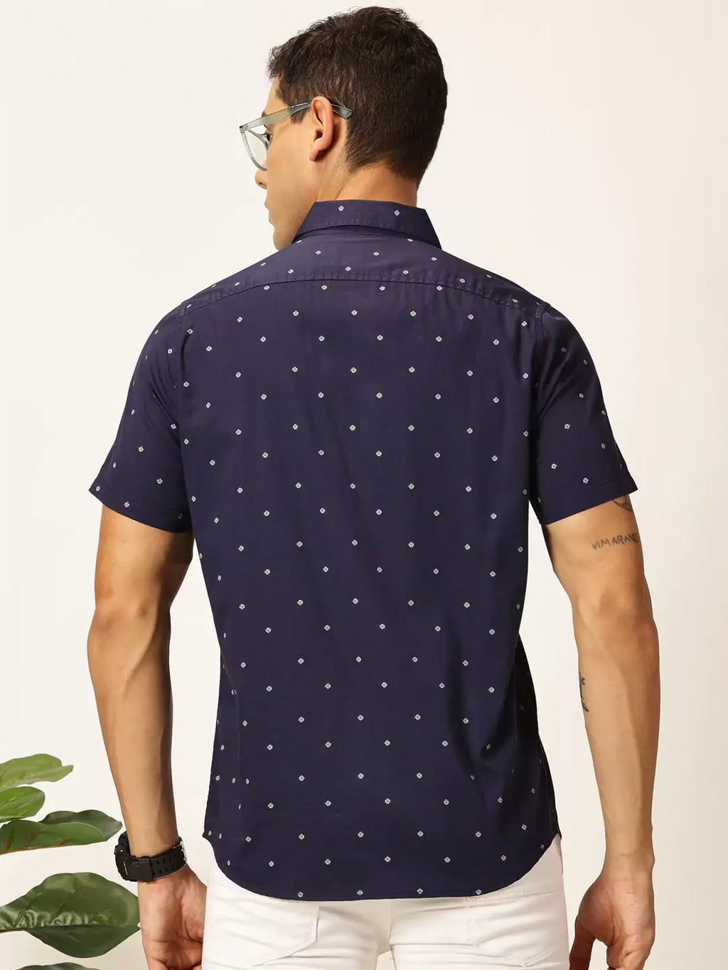 Thomas Scott Men Premium Cutaway Collar Slim Fit Casual Shirt
