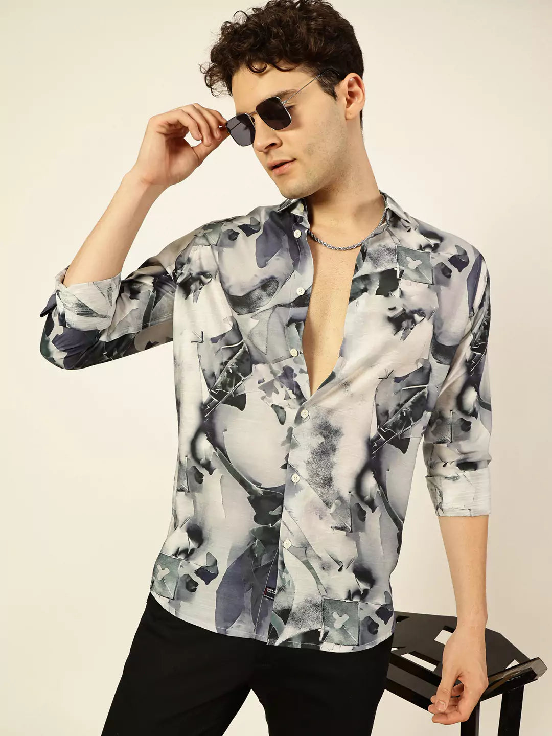 Men Green Printed Slim Fit Shirt