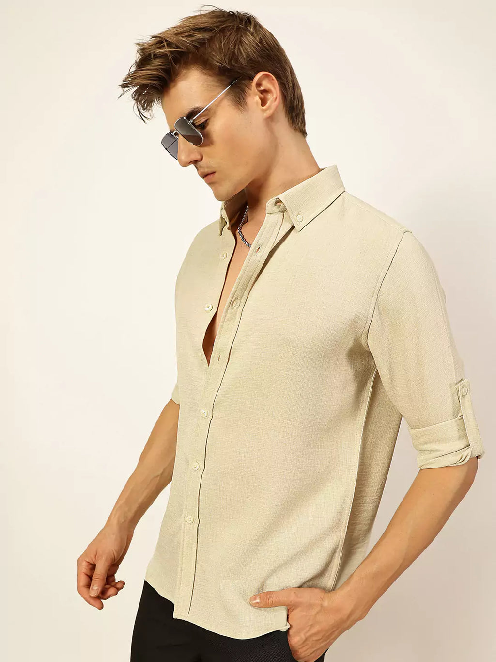 Thomas Scott Men Beige Slim Fit Long Sleeves Button-Down Collar Polyester Casual Shirt