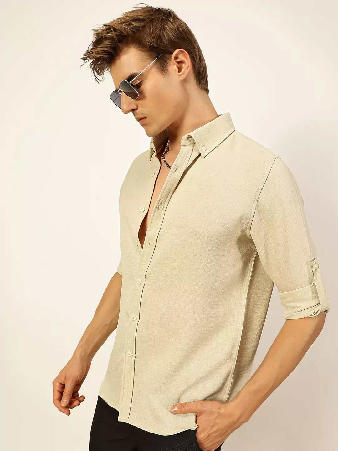 Thomas Scott Men Beige Slim Fit Long Sleeves Button-Down Collar Polyester Casual Shirt