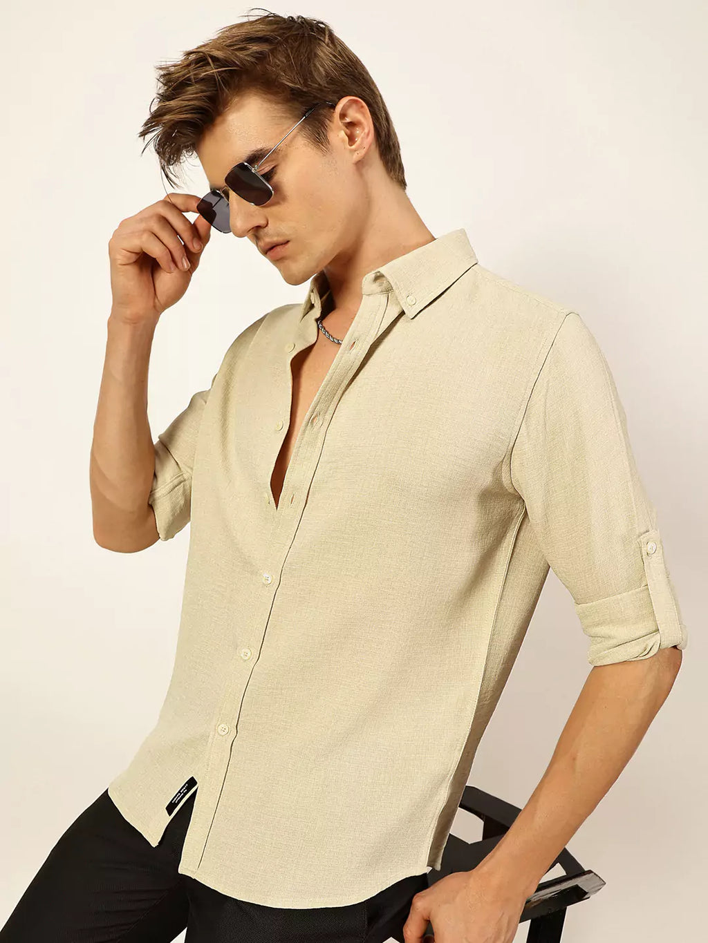 Thomas Scott Men Beige Slim Fit Long Sleeves Button-Down Collar Polyester Casual Shirt