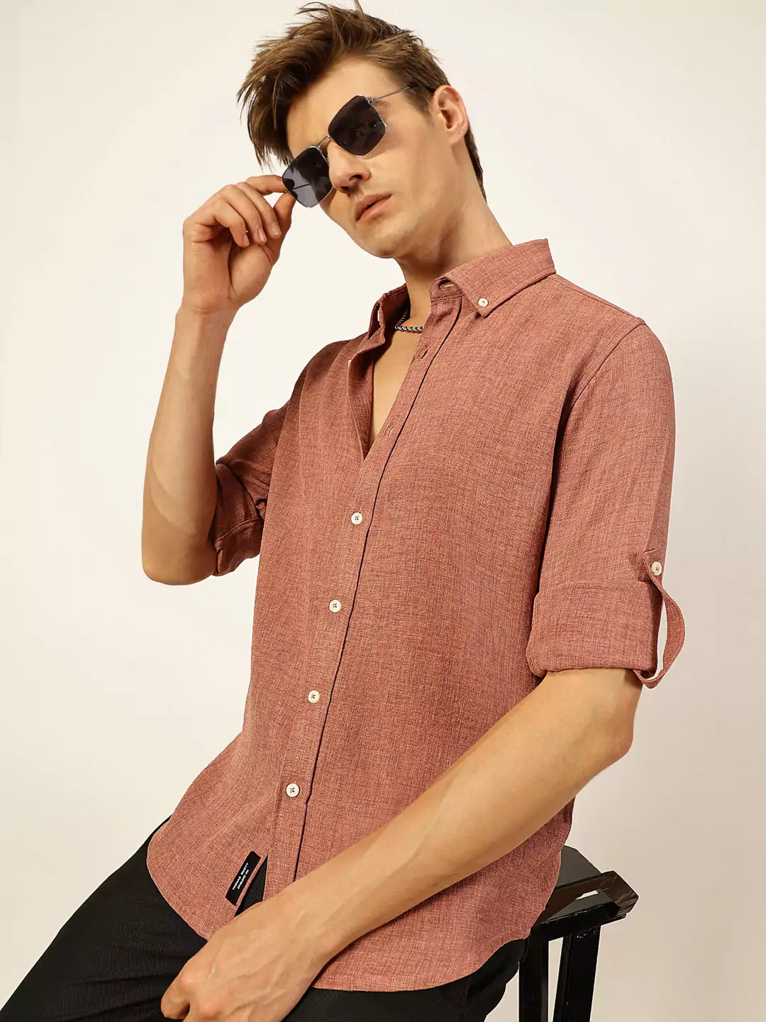 Thomas Scott Men Dark Pink Slim Fit Long Sleeves Button-Down Collar Polyester Casual Shirt