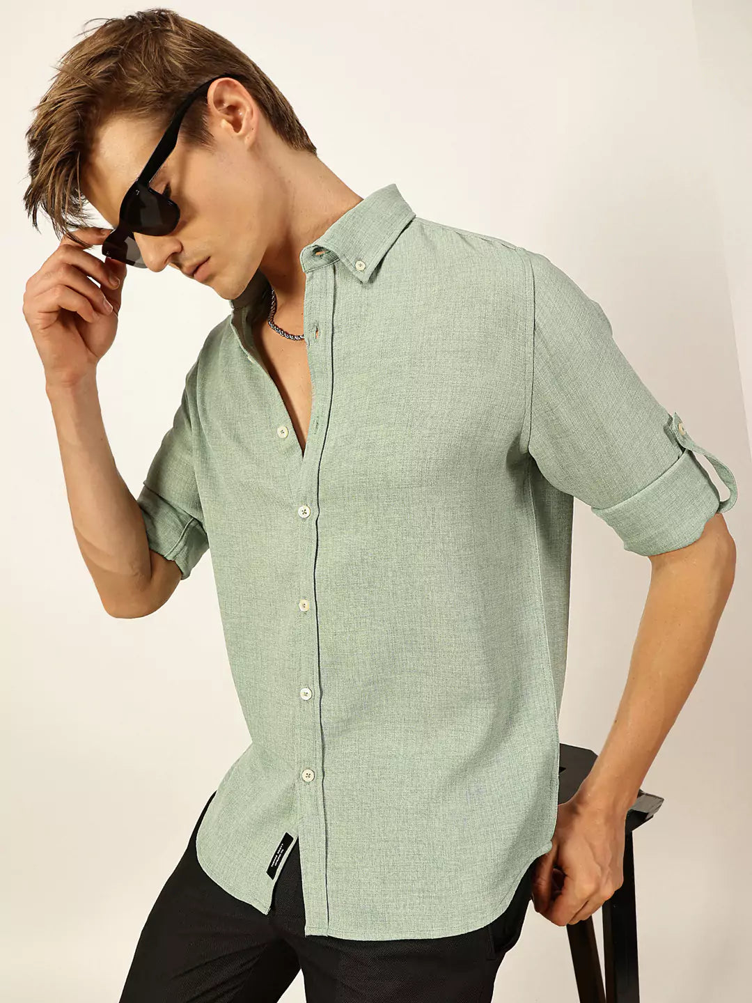 Thomas Scott Men Green Slim Fit Long Sleeves Button-Down Collar Polyester Casual Shirt
