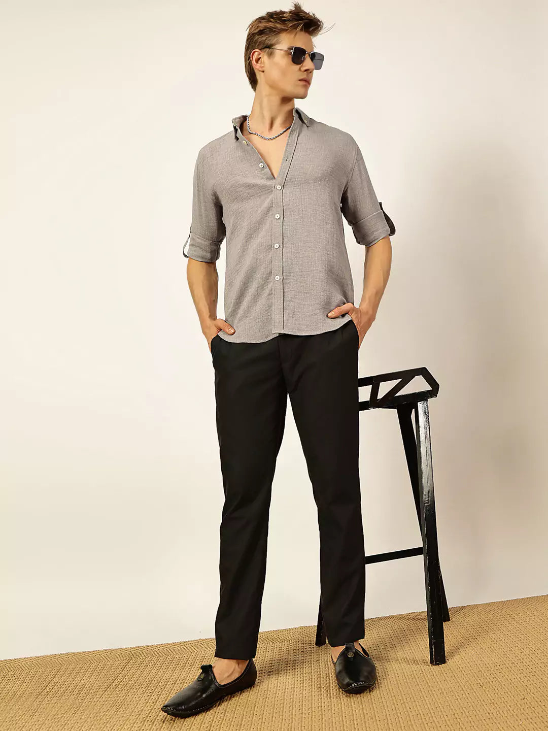 Thomas Scott Men Grey Slim Fit Long Sleeves Button-Down Collar Polyester Casual Shirt