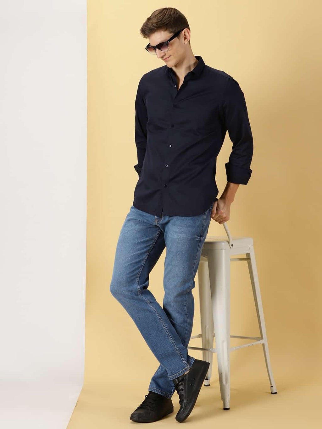 Thomas Scott Men Classic Slim Fit Spread Collar Casual Shirt