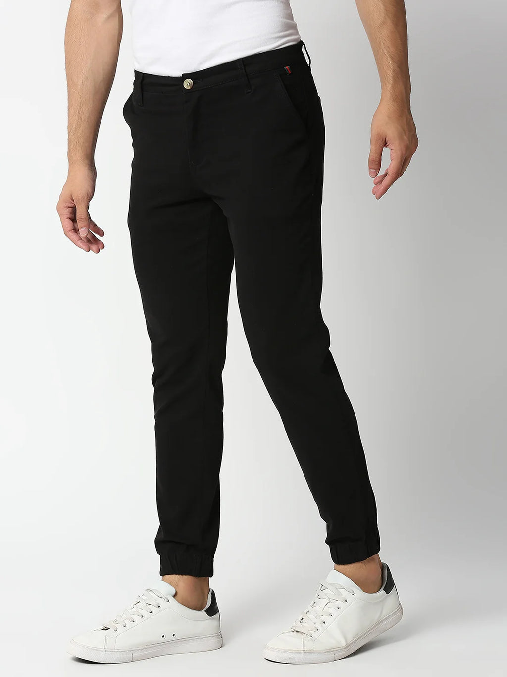 Thomas Scott Men Black Mid-Rise Regular Fit Knitted Joggers