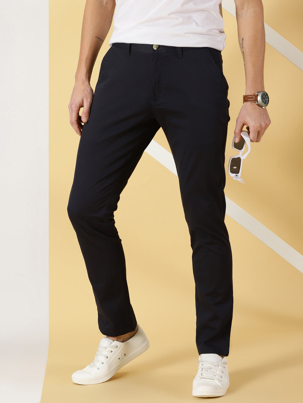 Thomas Scott Men Navy Regular Fit Mid-Rise Solid Woven Chinos Trouser