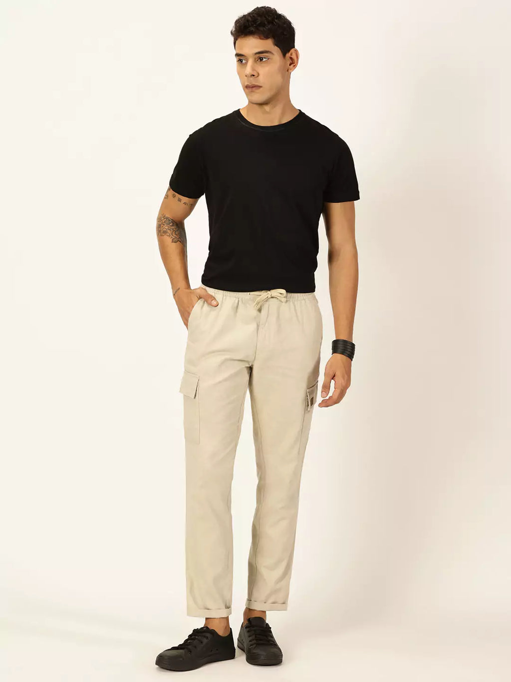 Thomas Scott Men Cream Mid-Rise Straight Fit Cotton Linen Woven Cargos Trouser