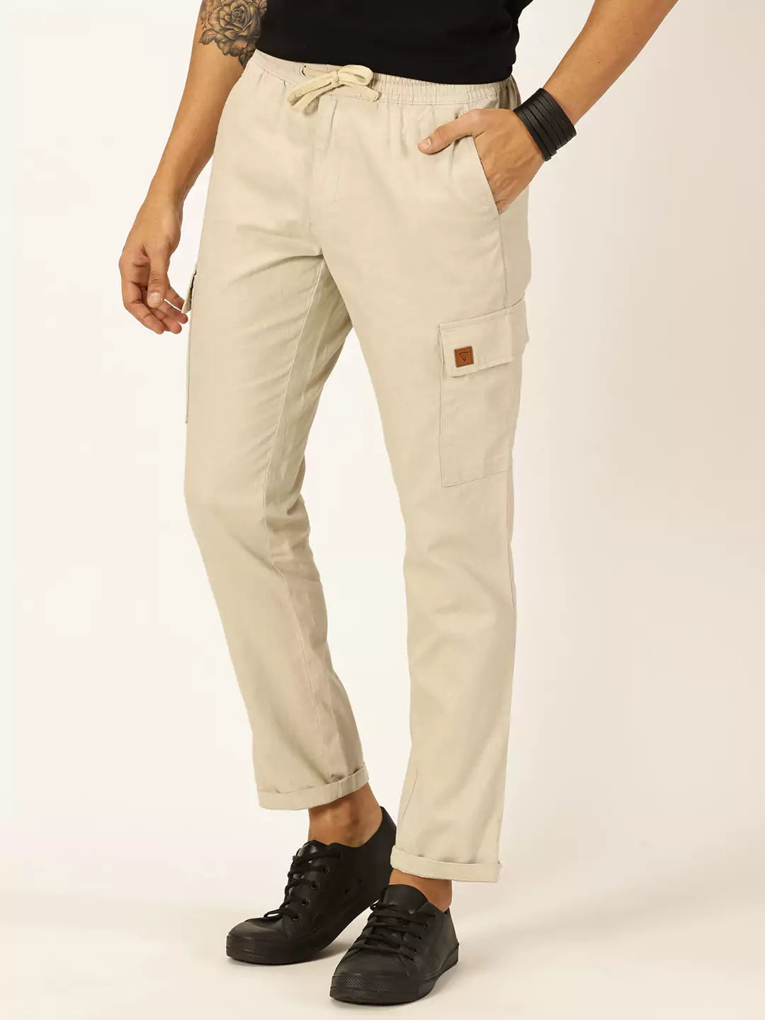Thomas Scott Men Cream Mid-Rise Straight Fit Cotton Linen Woven Cargos Trouser