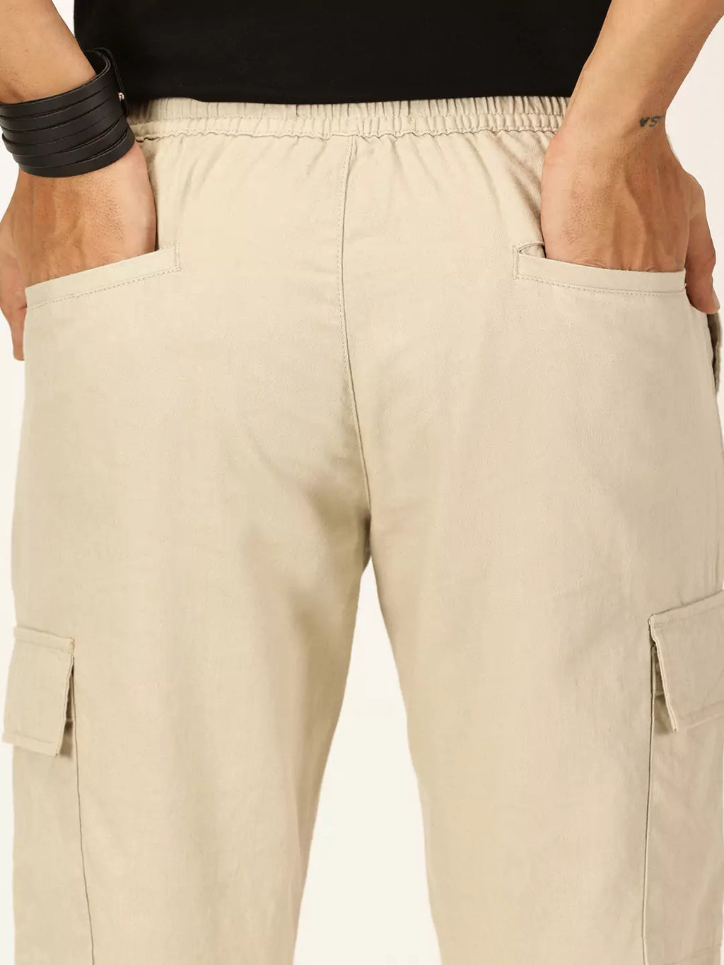 Thomas Scott Men Cream Mid-Rise Straight Fit Cotton Linen Woven Cargos Trouser