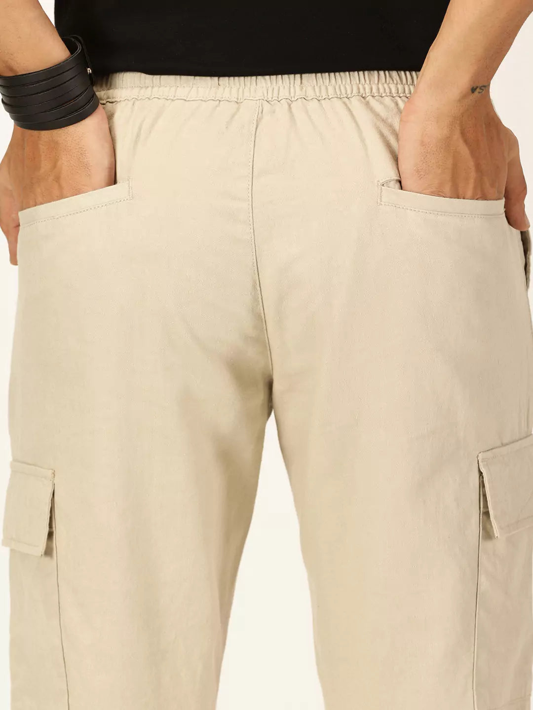 Thomas Scott Men Cream Mid-Rise Straight Fit Cotton Linen Woven Cargos Trouser