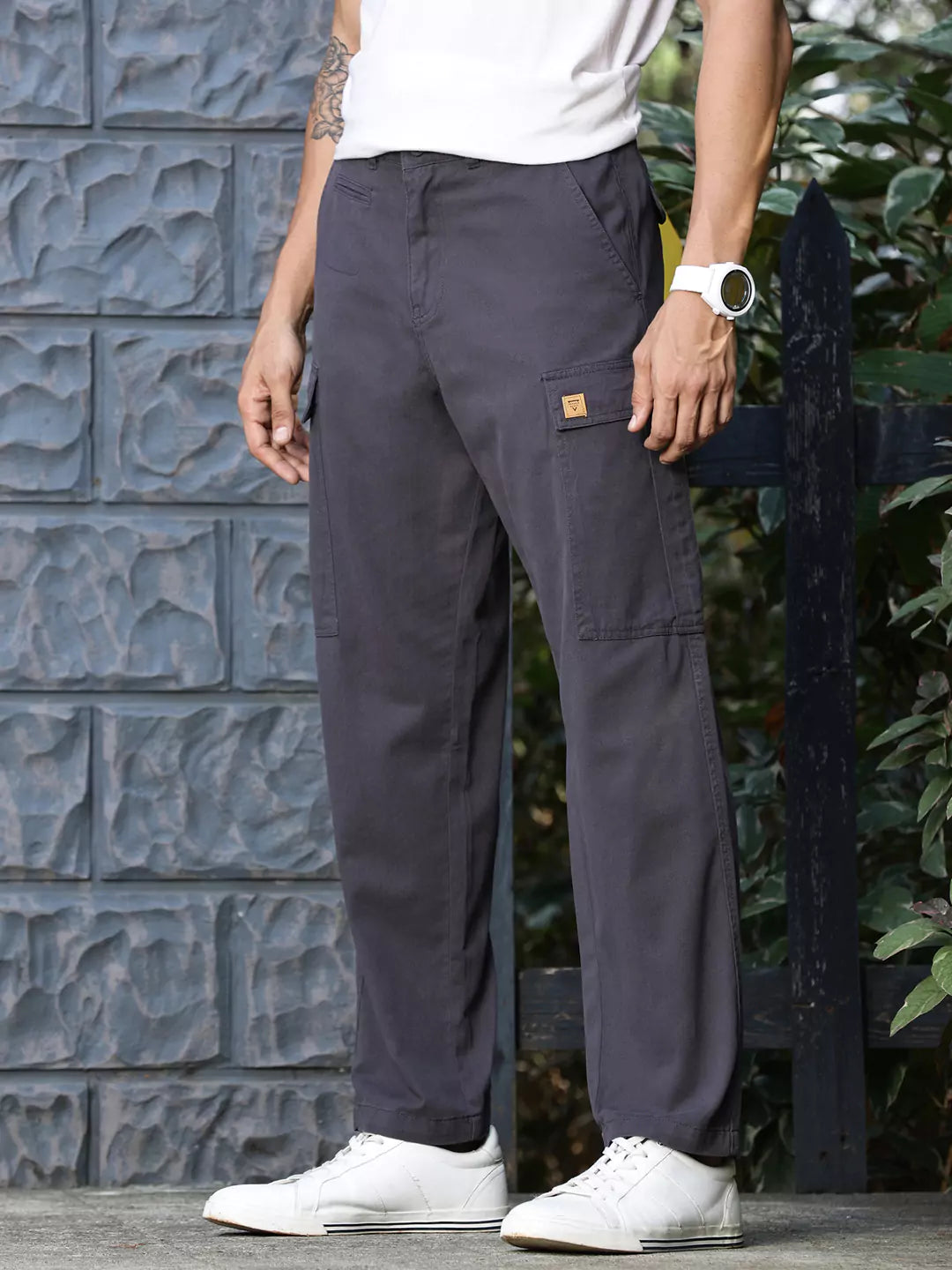 Thomas Scott Men Grey Mid-Rise Straight Fit Woven Cargo Trouser